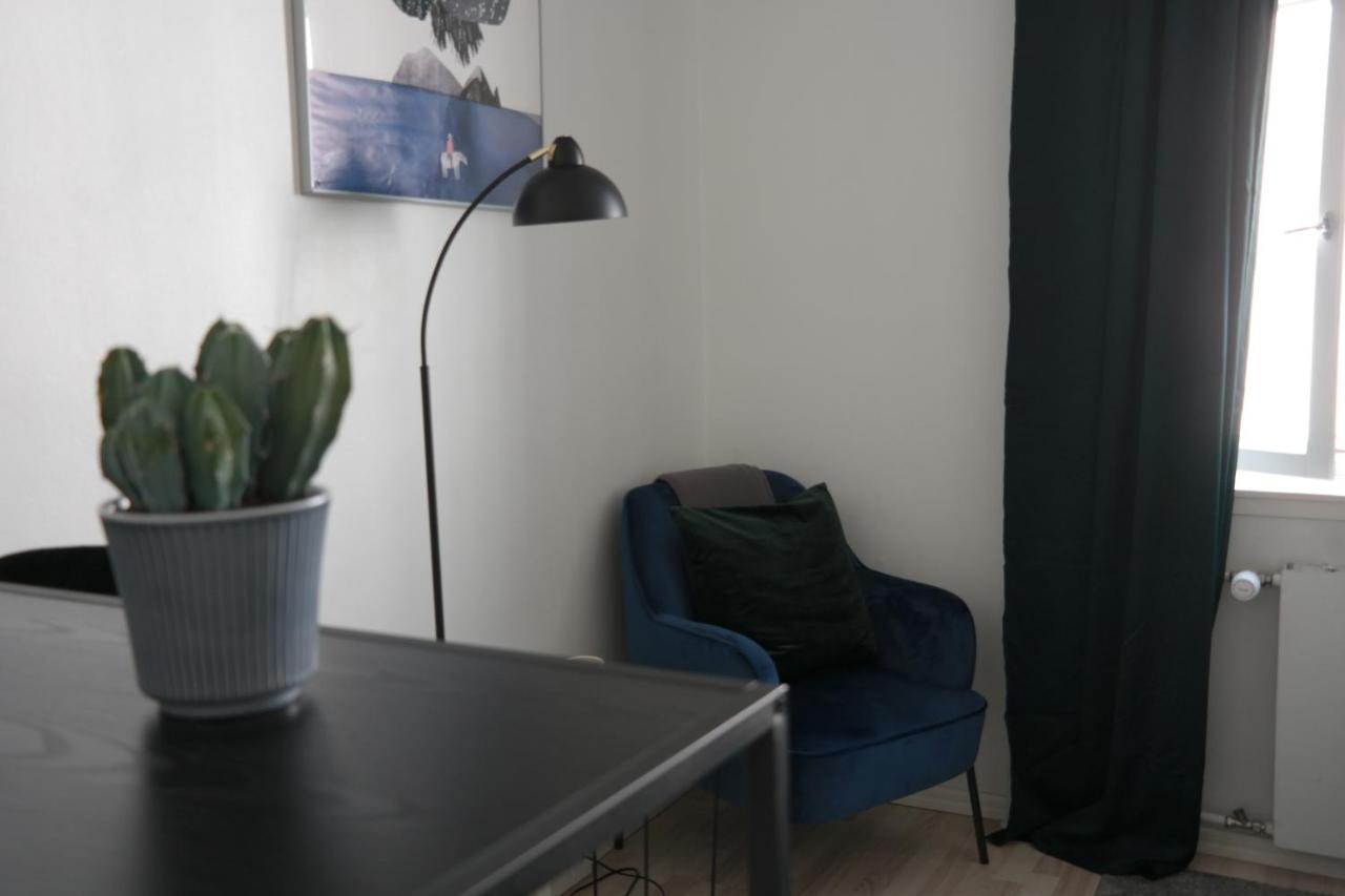 Modern Equipped Studio In Vibrant Kallio, Near Transit & Dining Spots Helsinki Ngoại thất bức ảnh
