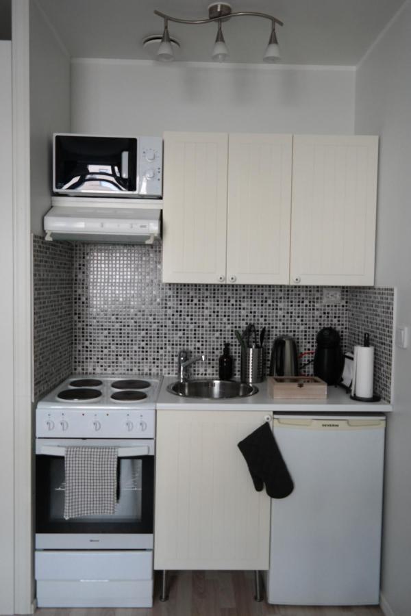 Modern Equipped Studio In Vibrant Kallio, Near Transit & Dining Spots Helsinki Ngoại thất bức ảnh